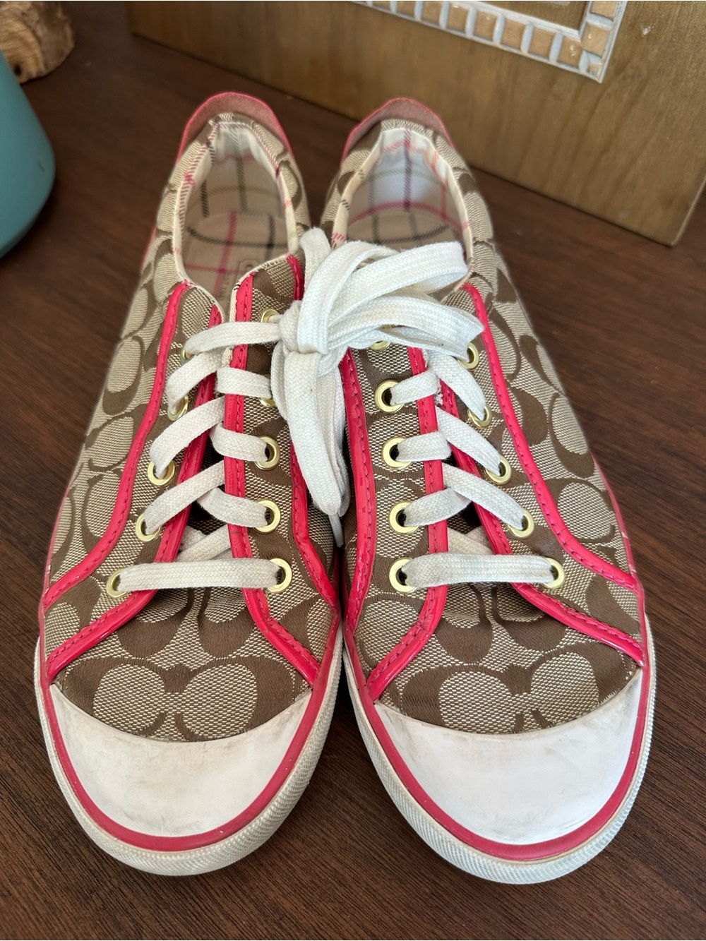 Y2K Coach Women's Signature Canvas Low-Top Sneaker in Brown/Pink